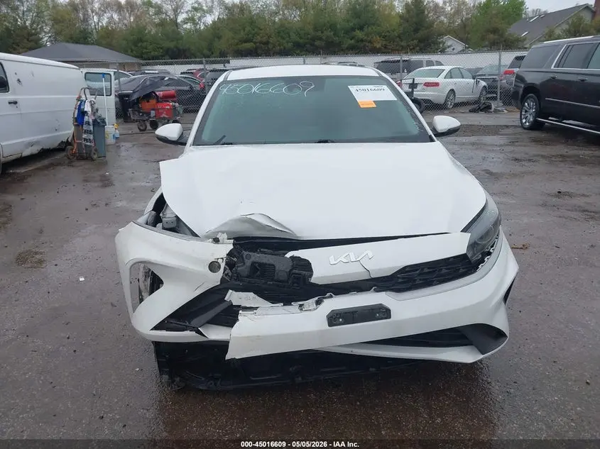 2022 KIA FORTE LXS