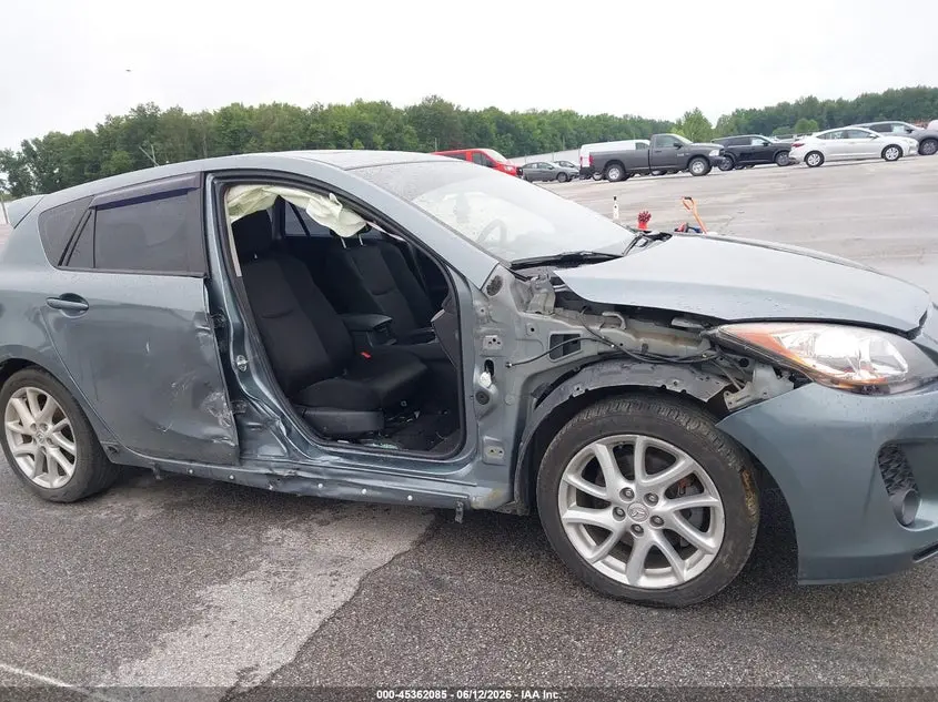 2012 MAZDA MAZDA3 S TOURING