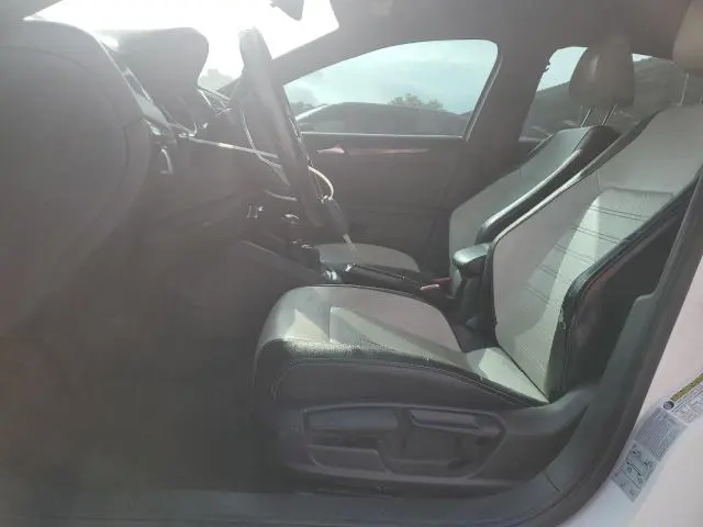 2016 VOLKSWAGEN JETTA SPORT  