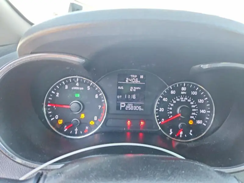 2015 KIA FORTE LX  
