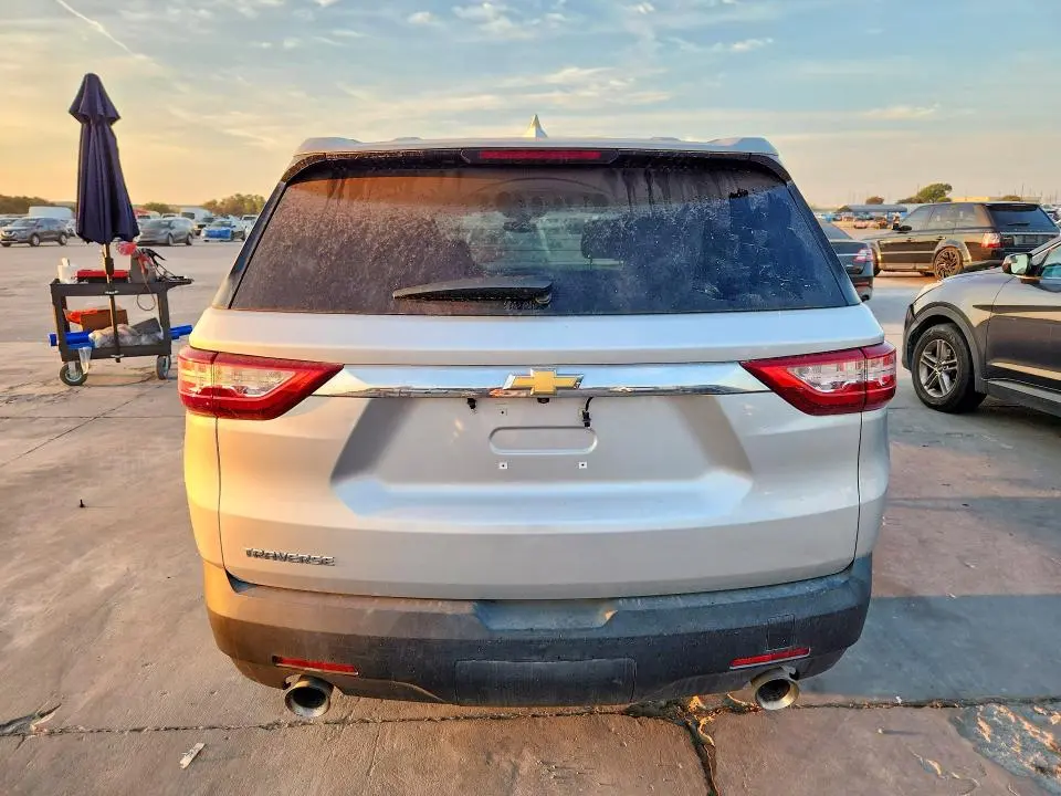 2019 CHEVROLET TRAVERSE LS  