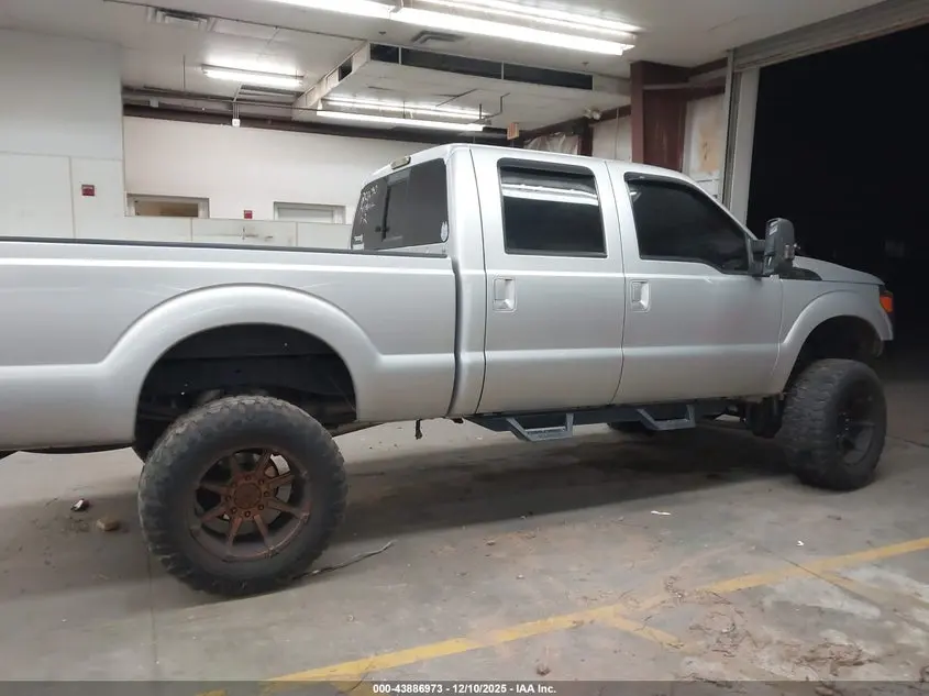 2011 FORD F-250 LARIAT