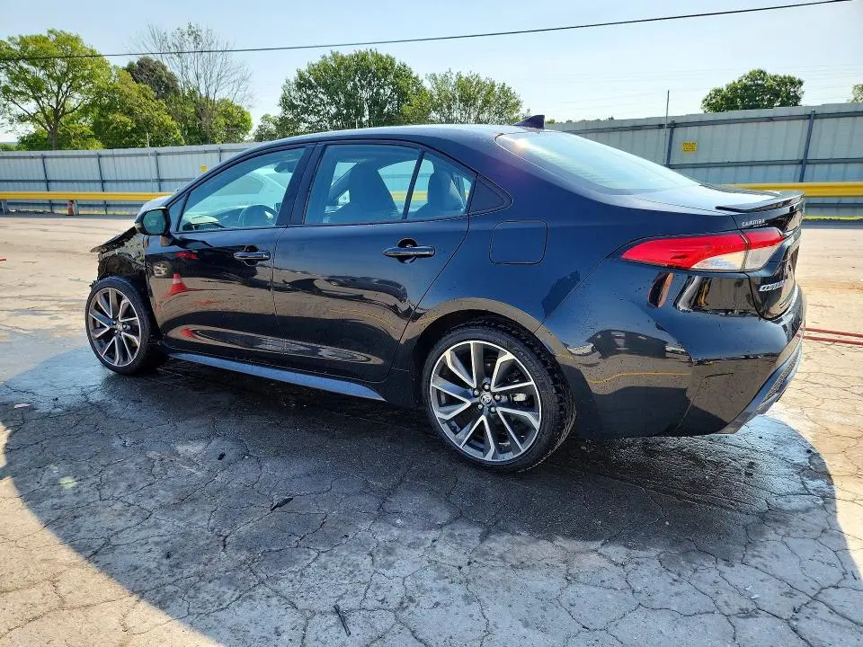 2020 TOYOTA COROLLA SE  