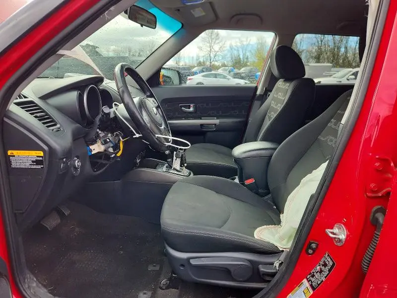 2013 KIA SOUL +  