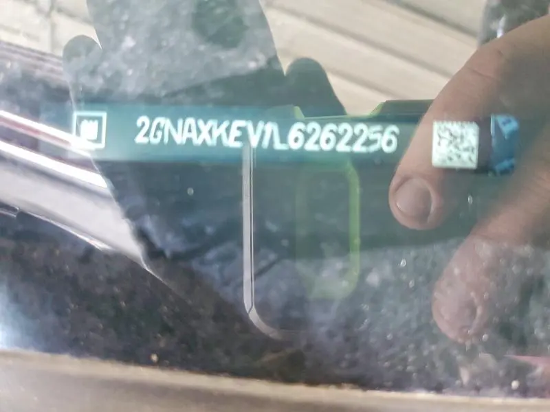 2020 CHEVROLET EQUINOX LT  