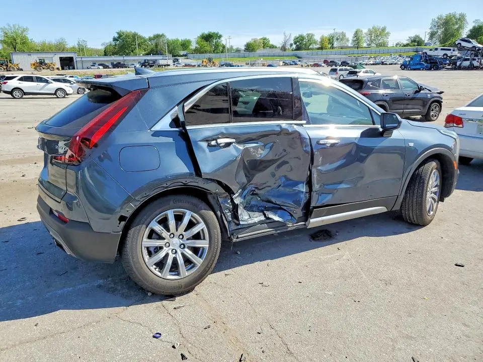 2019 CADILLAC XT4 PREMIUM LUXURY  