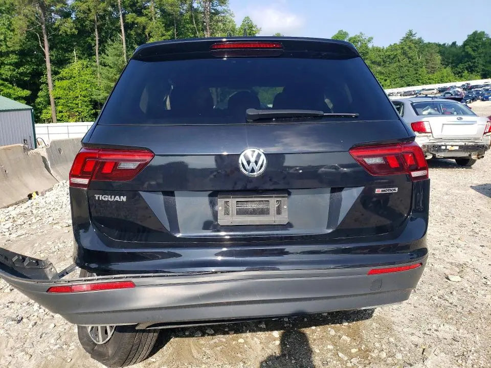 2021 VOLKSWAGEN TIGUAN S  