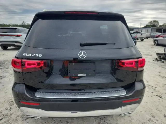 2023 MERCEDES-BENZ GLB 250  