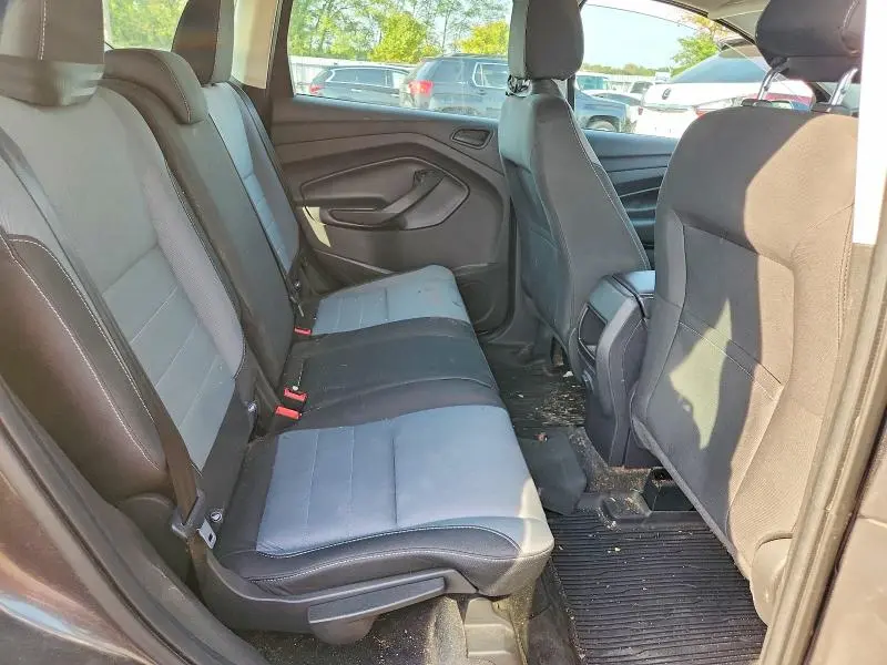 2017 FORD ESCAPE S  