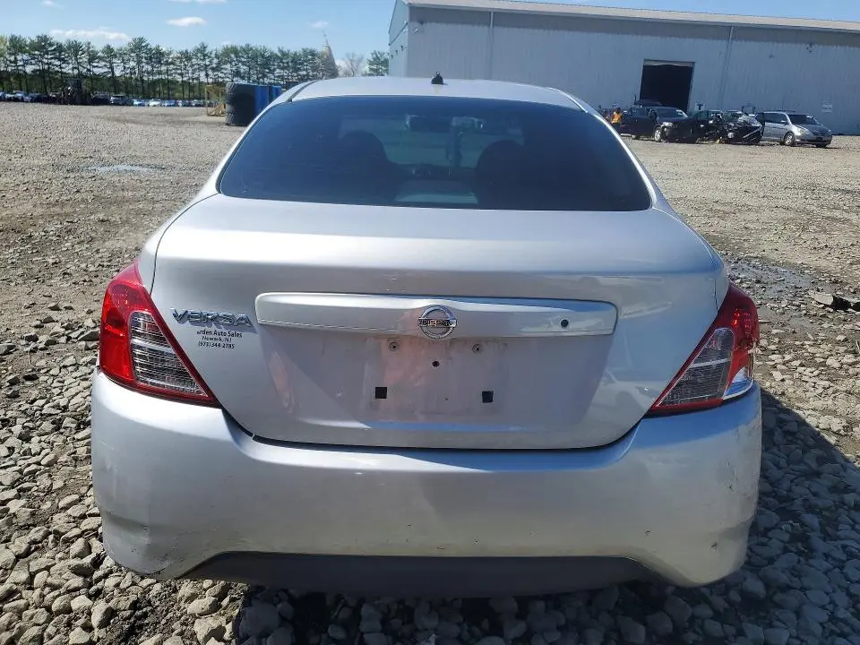 2015 NISSAN VERSA 1.6 S  