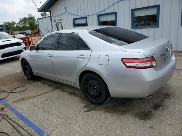 2010 TOYOTA CAMRY SE  