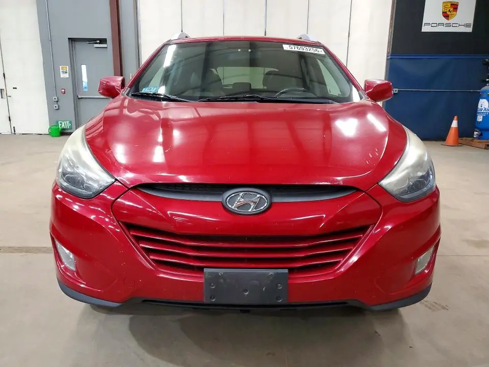 2015 HYUNDAI TUCSON SE  