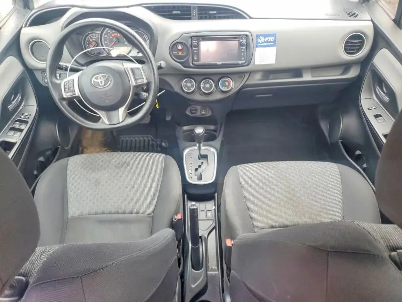 2017 TOYOTA YARIS 5-DOOR LE  