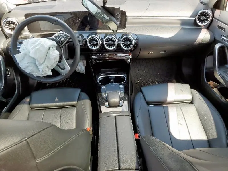 2022 MERCEDES-BENZ A 220  