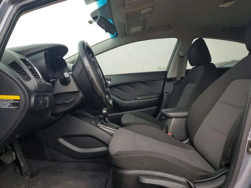 2017 KIA FORTE S  