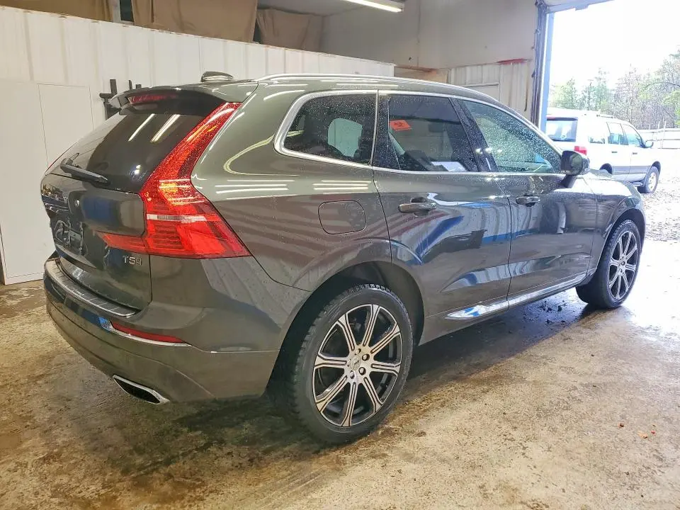 2021 VOLVO XC60 T5 INSCRIPTION  