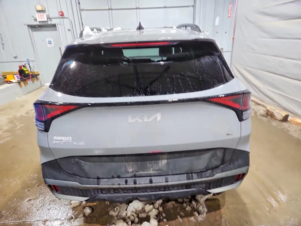 2023 KIA SPORTAGE X-LINE  