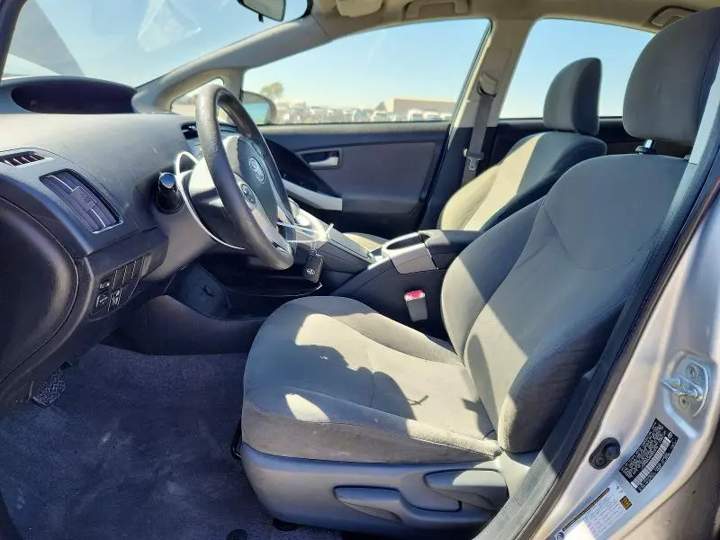 2013 TOYOTA PRIUS TWO  