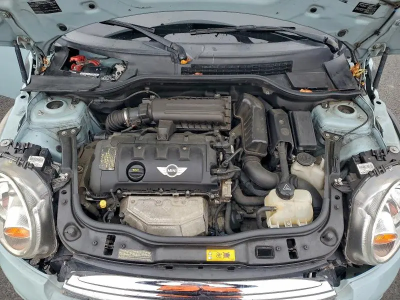 2013 MINI COOPER   