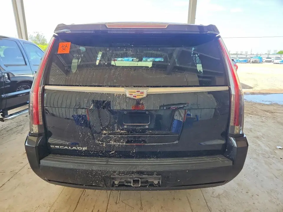 2016 CADILLAC ESCALADE   