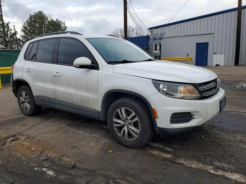 2017 VOLKSWAGEN TIGUAN S  