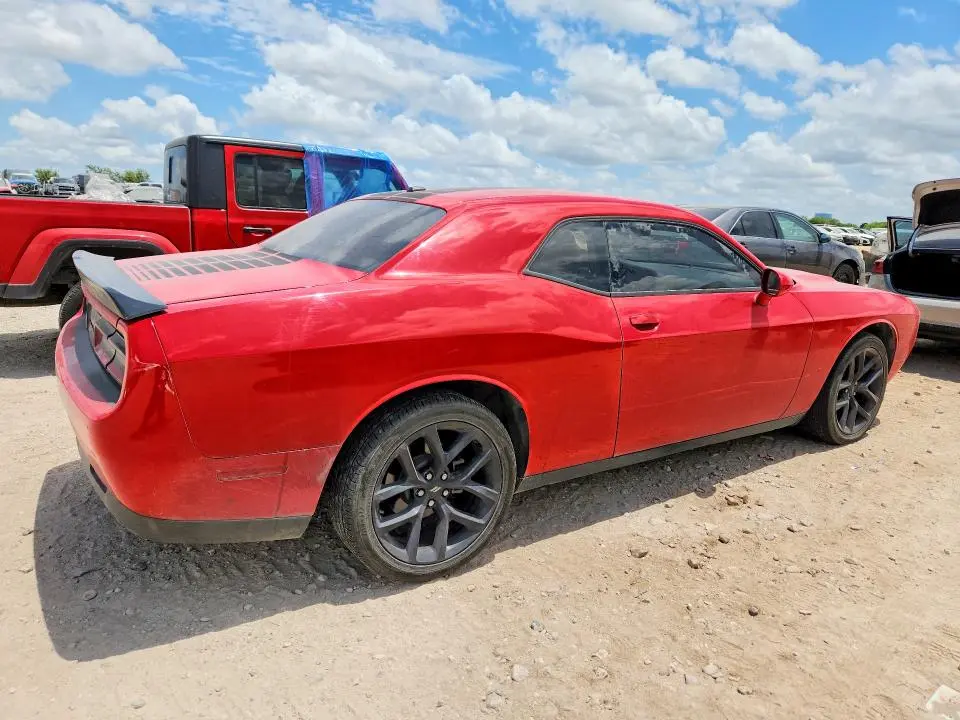 2021 DODGE CHALLENGER SXT  