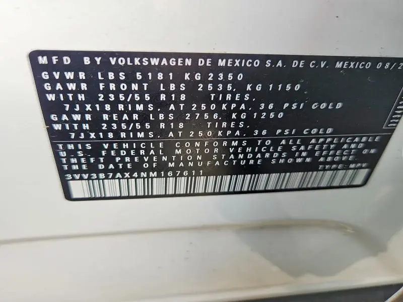 2022 VOLKSWAGEN TIGUAN SE  