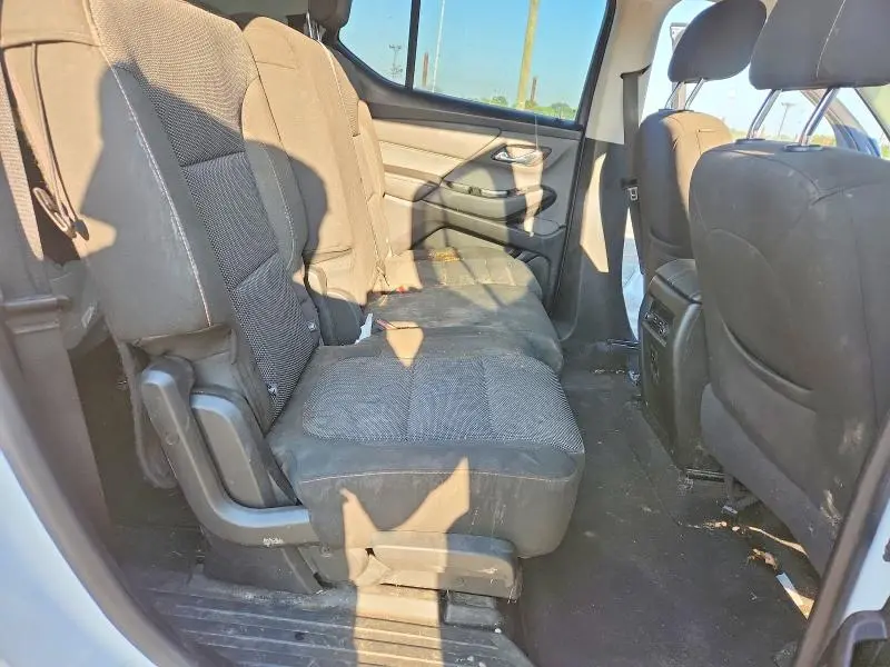 2018 CHEVROLET TRAVERSE LS  