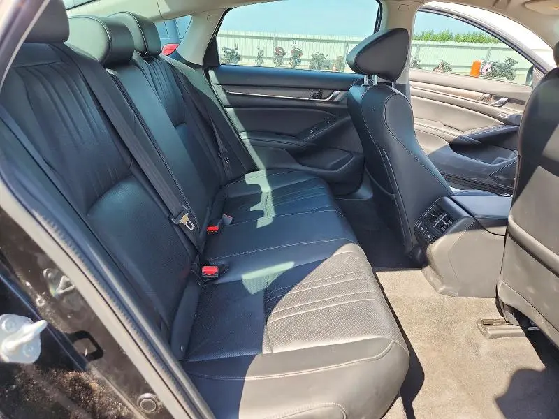 2022 HONDA ACCORD TOURING HYBRID  