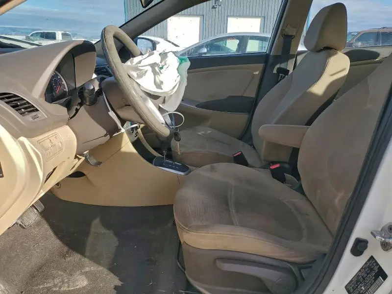 2013 HYUNDAI ACCENT GLS  