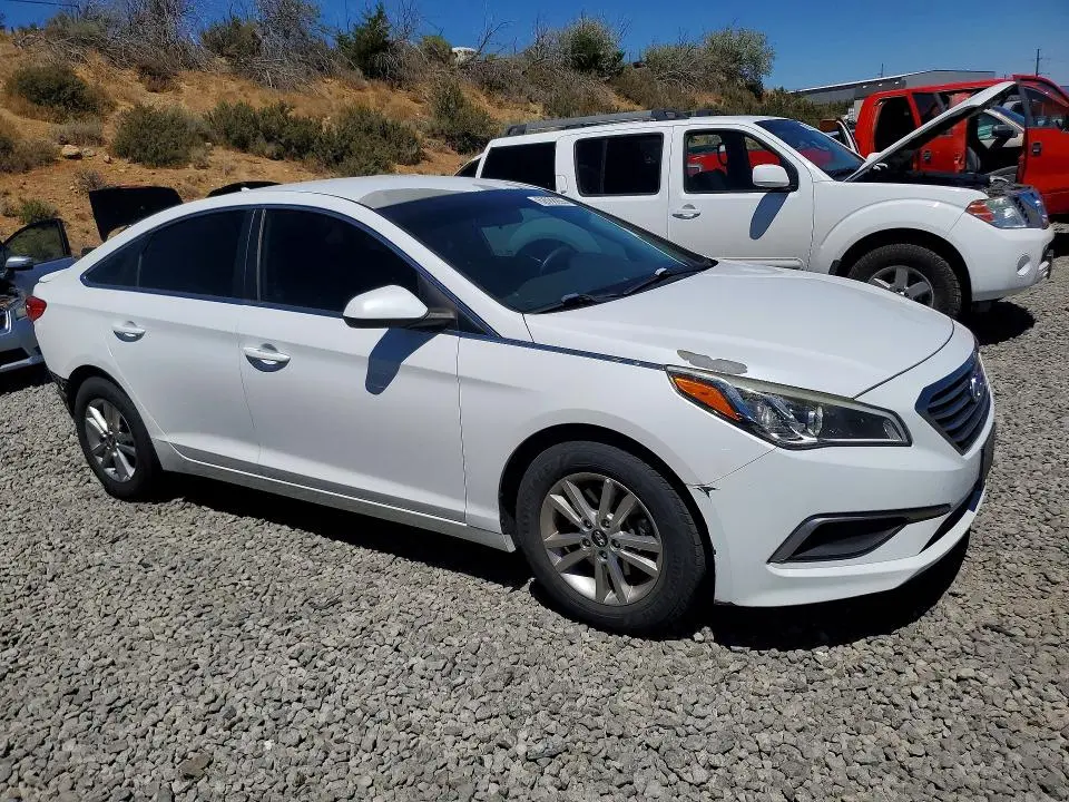 2017 HYUNDAI SONATA SE  