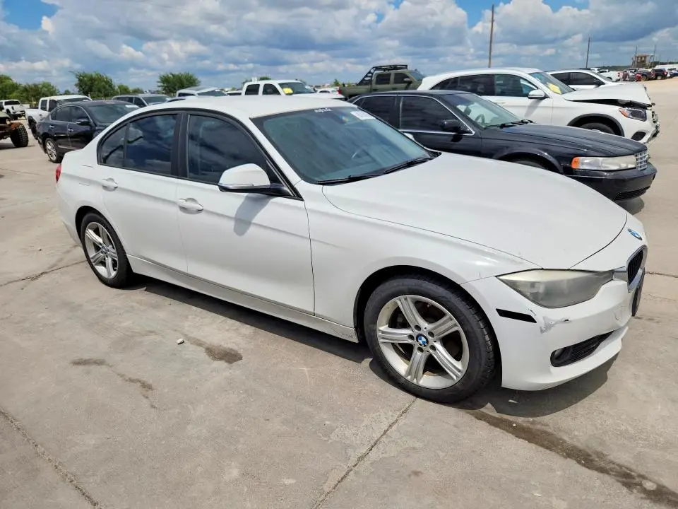 2015 BMW 320 I  