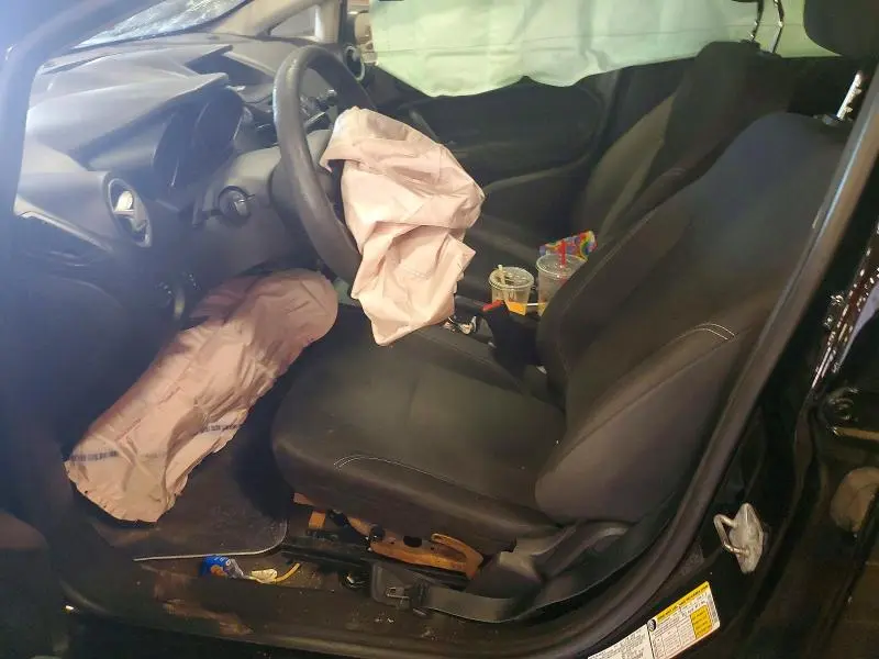 2017 FORD FIESTA SE  