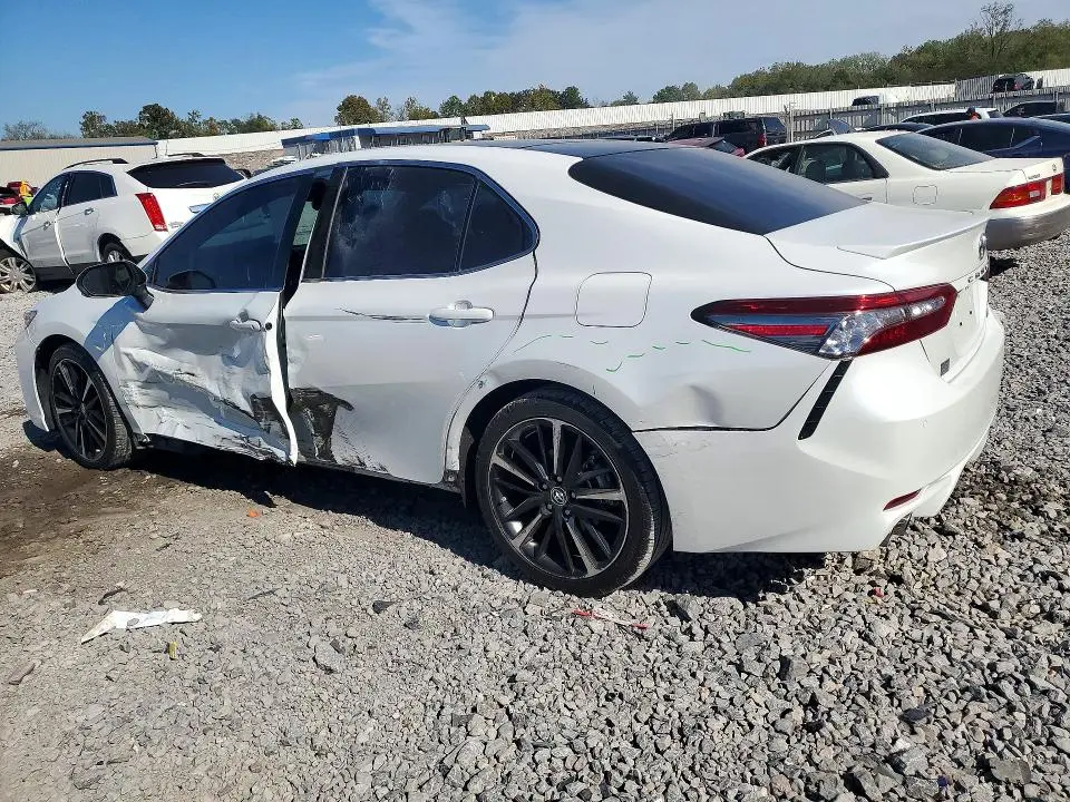 2018 TOYOTA CAMRY XSE  