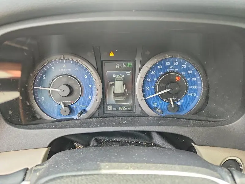 2020 TOYOTA SIENNA XLE 8-PASSENGER  