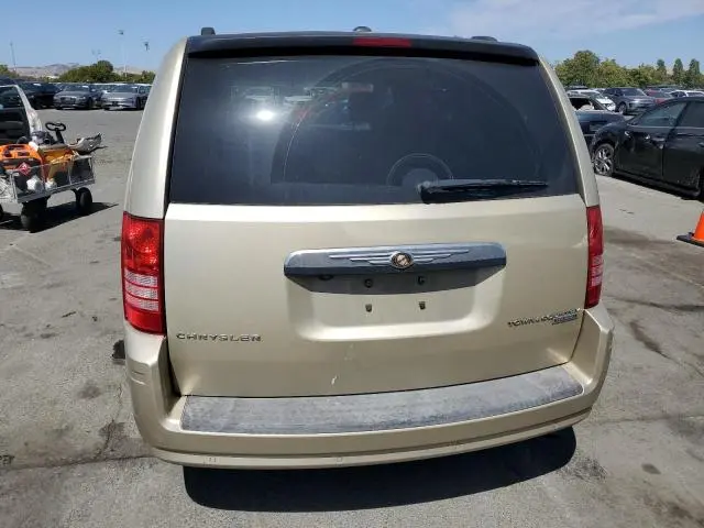 2010 CHRYSLER TOWN & COUNTRY TOURING  