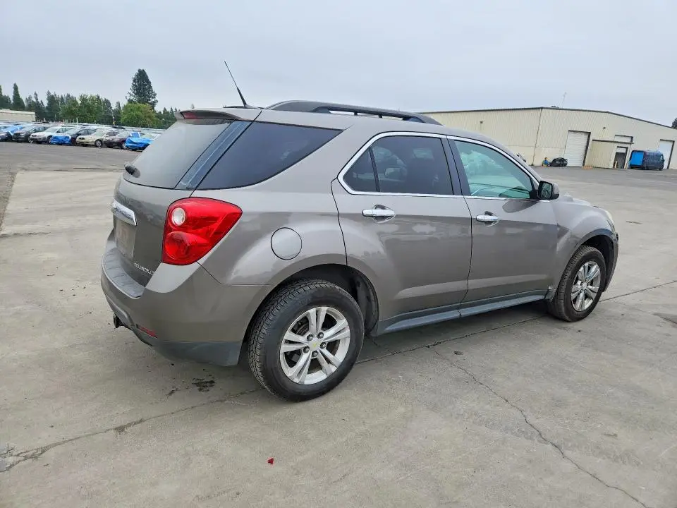 2011 CHEVROLET EQUINOX LT  