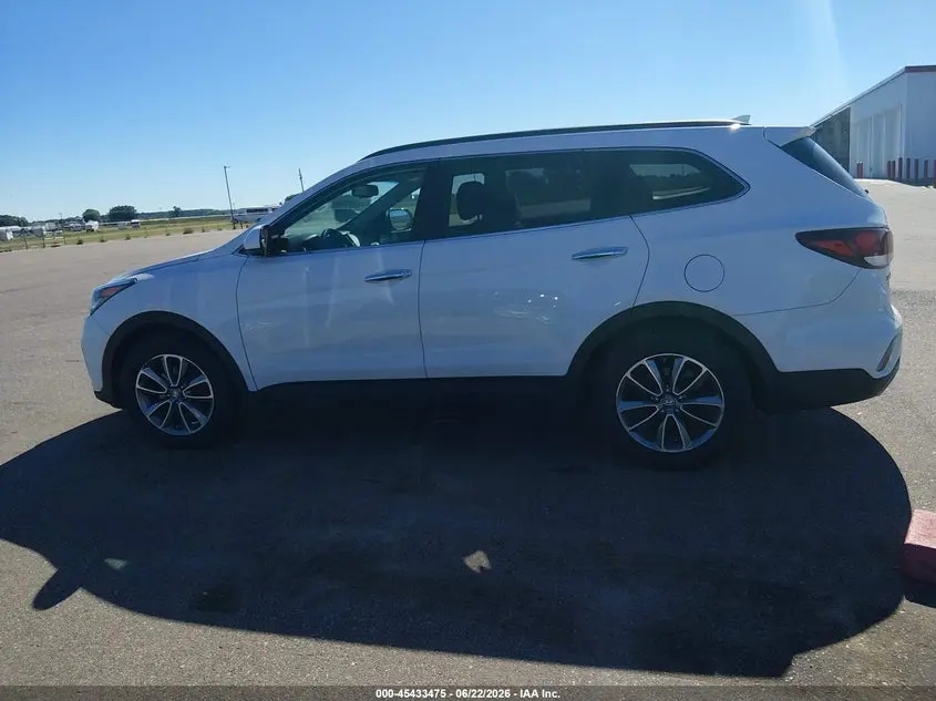 2017 HYUNDAI SANTA FE SE