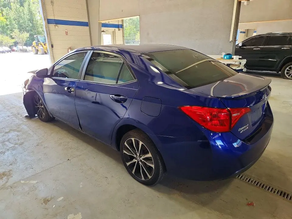 2018 TOYOTA COROLLA SE  