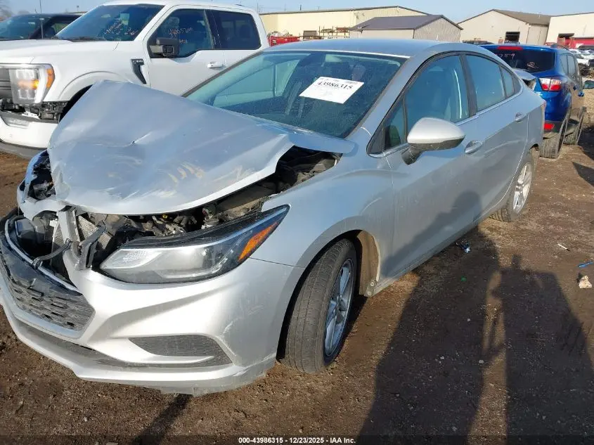 2017 CHEVROLET CRUZE LT AUTO