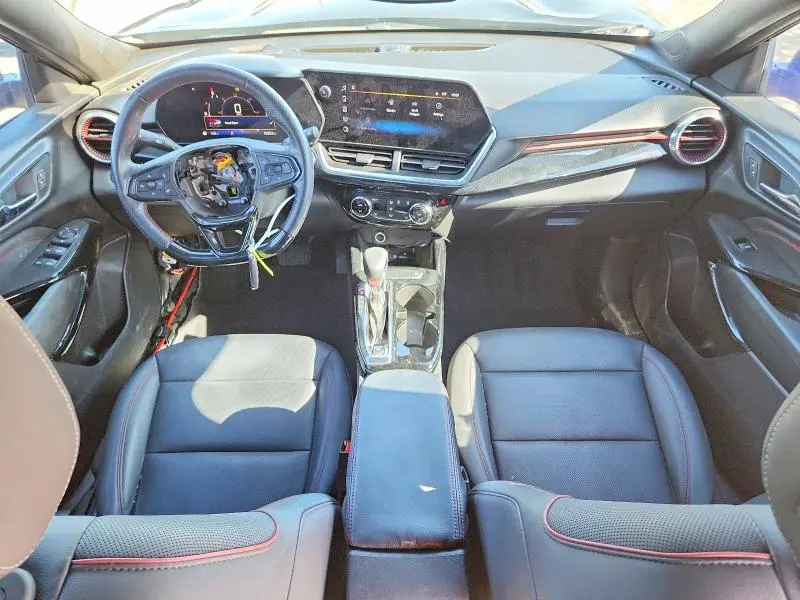 2025 CHEVROLET TRAX 2RS  