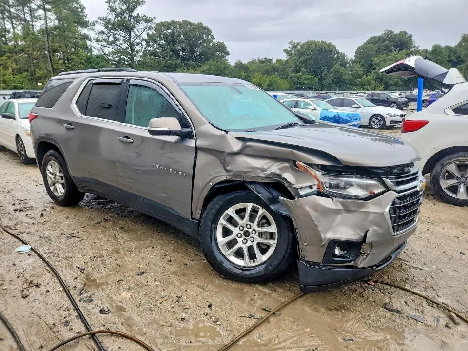 2019 CHEVROLET TRAVERSE LT  