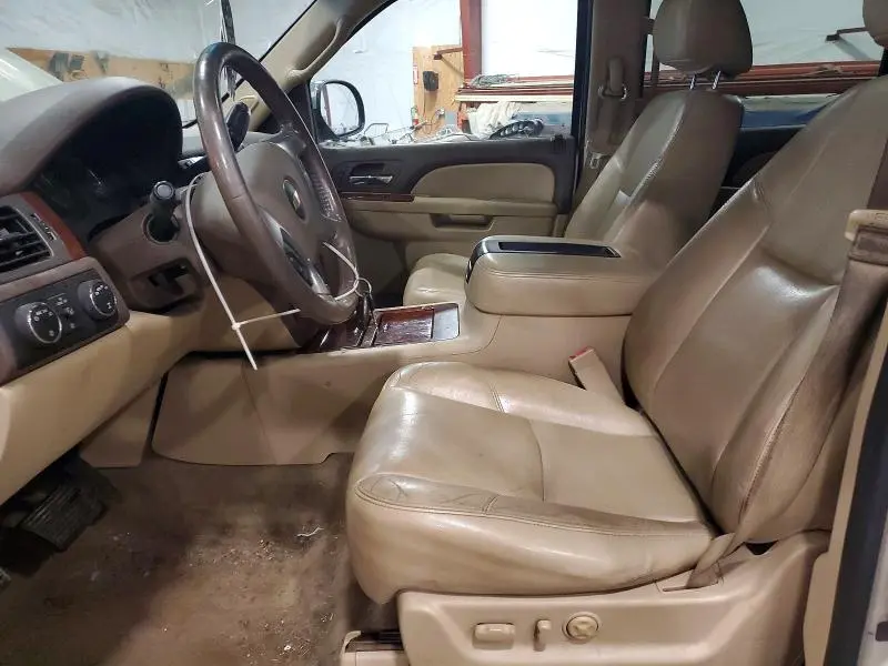 2013 CHEVROLET SUBURBAN K1500 LTZ  