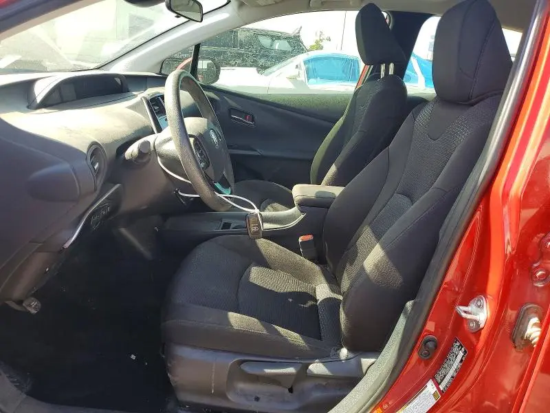 2019 TOYOTA PRIUS LE  