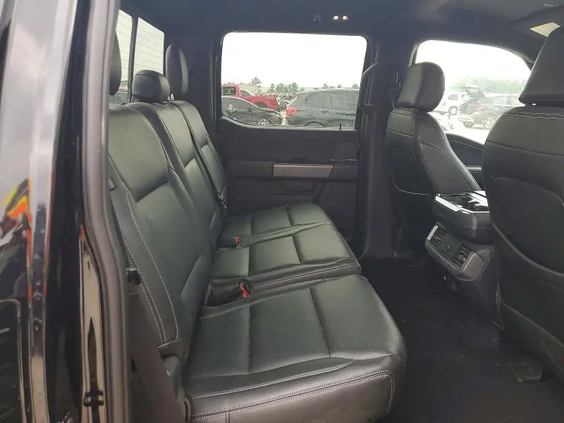 2025 FORD F150 XLT  