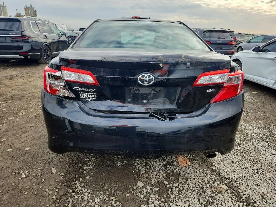 2014 TOYOTA CAMRY L  