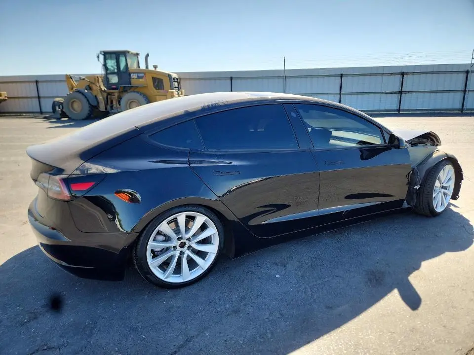 2018 TESLA MODEL 3   