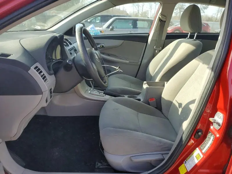 2013 TOYOTA COROLLA BASE  