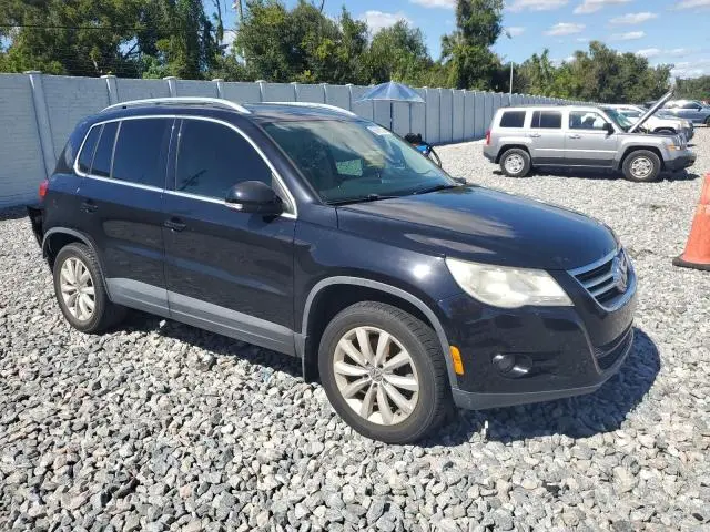 2011 VOLKSWAGEN TIGUAN S  