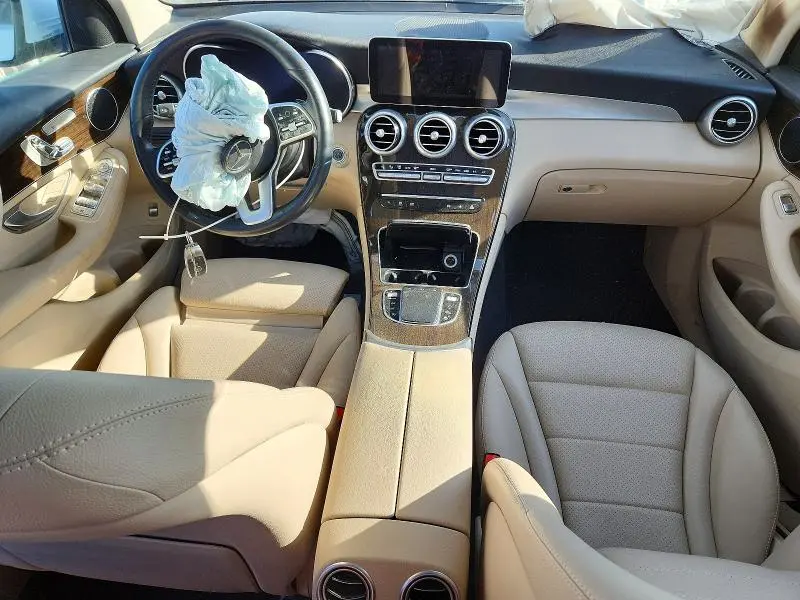 2021 MERCEDES-BENZ GLC 300 4MATIC  